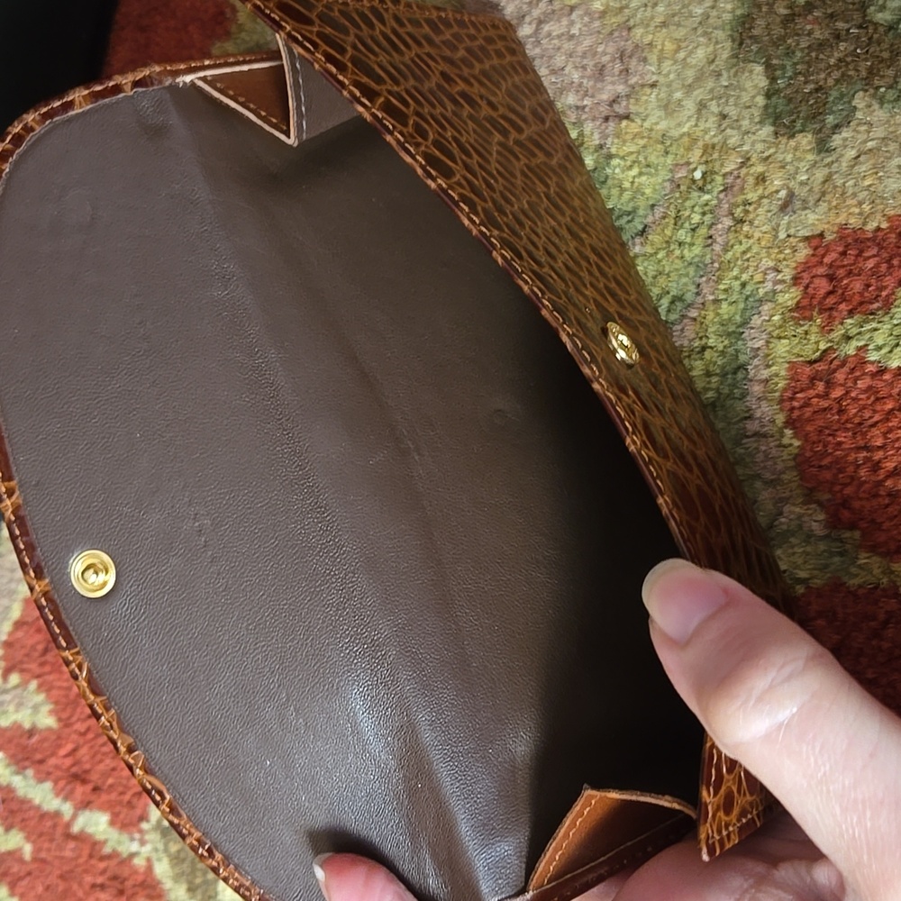 Budd Leather Crocodile Bidente Slim Wallet - Picture 5 of 7